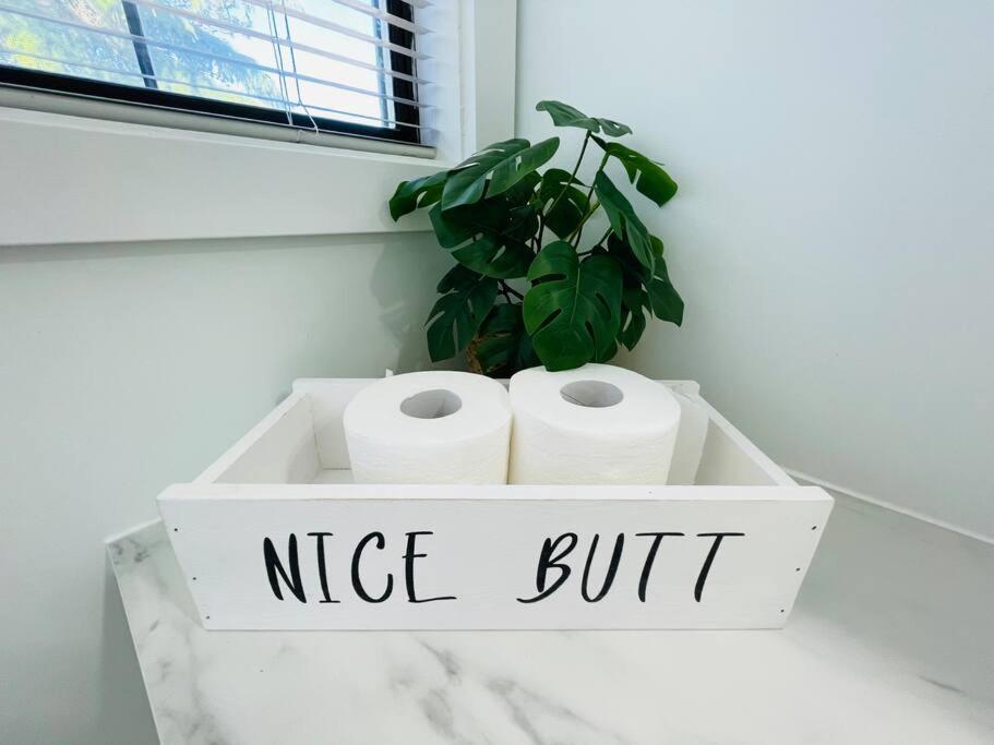 Apartment Stylish Cozy One Bedroom Studio With Free Parking *